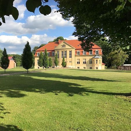 Schloss Grabow, Resting Place & A Luxury Piano Collection Resort, Prignitz Brandenburg Exterior foto
