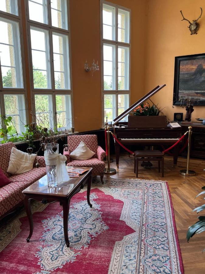 Schloss Grabow, Resting Place & A Luxury Piano Collection Resort, Prignitz Brandenburg Exterior foto