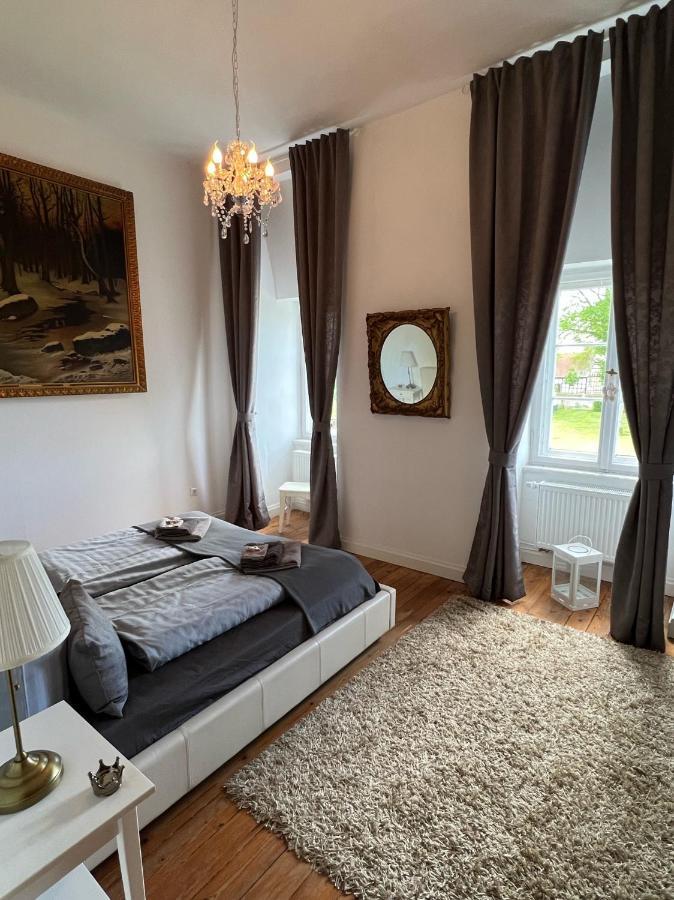 Schloss Grabow, Resting Place & A Luxury Piano Collection Resort, Prignitz Brandenburg Exterior foto