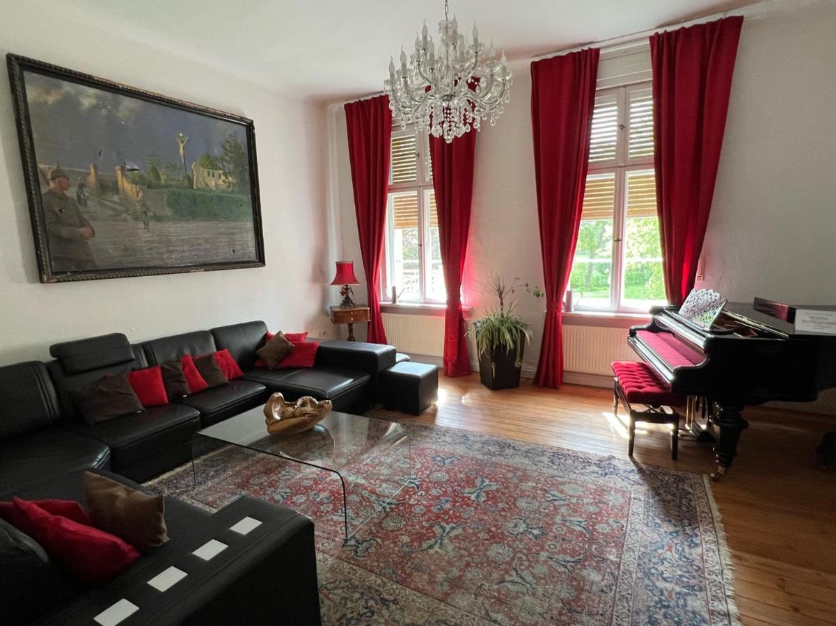 Schloss Grabow, Resting Place & A Luxury Piano Collection Resort, Prignitz Brandenburg Exterior foto
